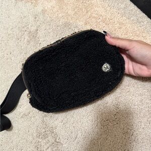 Lululemon Black Fleece Belt Bag